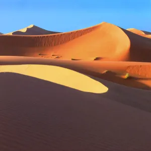 Amazing Deserts Jigsaw Puzzle Collection: Abstract Sand Dunes