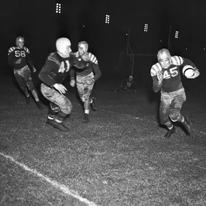 Sammy Baugh Returning Punt