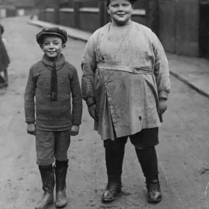 School Friends Print circa 1910 - Maurice Pluthero School Friends Print circa 1910 - Maurice Pluthero