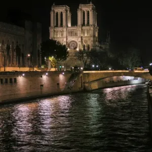 The Seine river and the Notre Dame at night The Seine river and the Notre Dame at night