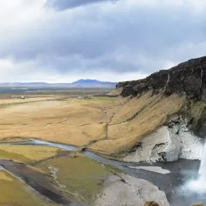 Seljalandsfoss Waterfall, Iceland Seljalandsfoss Waterfall, Iceland