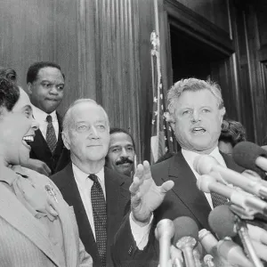 Images Dated 1983 October: 19 Oct 1983