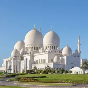 Sheikh Zayed Grand Mosque in Abu Dhabi Sheikh Zayed Grand Mosque in Abu Dhabi