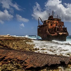 Shipwreck on Little Curacao