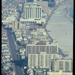 Images Dated 1981 November: 20 Nov 1981