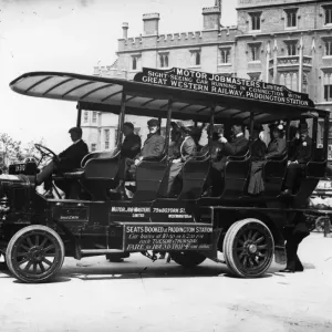Sightseeing Bus