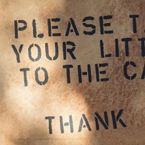 Sign Please take your litter to the camp in the parking lot at the dunes, Sossusvlei, Namib-Skeleton Coast National Park, Namibia