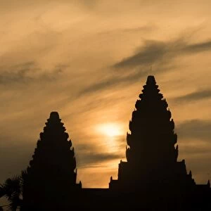 Silhouette of Angkor Wat cambodia in morning sunrise, siemreap, cambodia