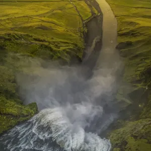 Skogafoss Waterfalls, Iceland Skogafoss Waterfalls, Iceland