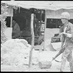 Images Dated 1972 April: 14 Apr 1972