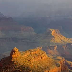 South Rim at sunrise, Grand Canyon National Park, Arizona, USA
