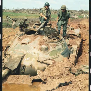 Images Dated 1974 August: 7 Aug 1974