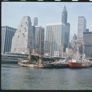 Images Dated 1973 December: 21 Dec 1973