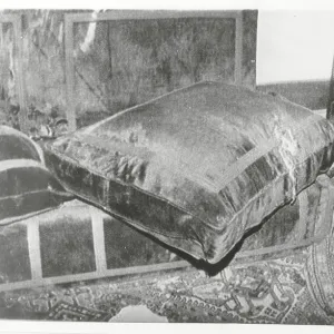 Images Dated 1973 September: 13 Sep 1973