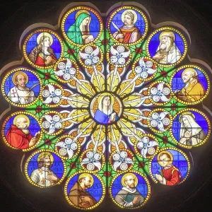 Stained glass window, Basilica di Santa Maria Sopra Minerva (Basilica of Saint Mary of Minerva), Rome, Italy Stained glass window, Basilica di Santa Maria Sopra Minerva (Basilica of Saint Mary of Minerva), Rome, Italy