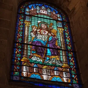 Fenêtre de vitraux de la cathédrale de Santiago de Compostela, Espagne. Fenêtre de vitraux de la cathédrale de Santiago de Compostela, Espagne.