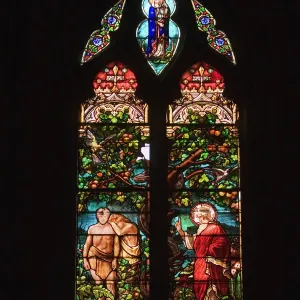 Fenêtre de verre teinté d'une église, Eglise St Pierre, Bordeaux, Aquitaine, France. Fenêtre de verre teinté d'une église, Eglise St Pierre, Bordeaux, Aquitaine, France.