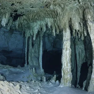 Stalagmites Stalagtites Stalagmites Stalagtites