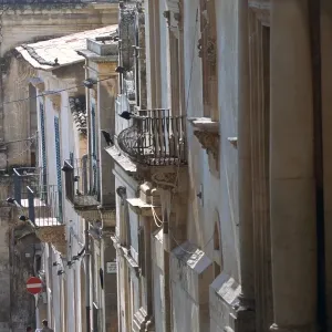 Steep hillside streets in Noto Steep hillside streets in Noto