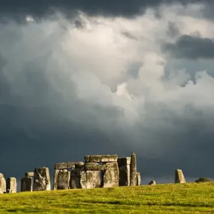 Stonehenge Print: Late Afternoon Sun Stonehenge Print: Late Afternoon Sun