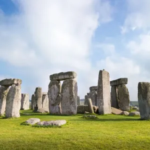 Stonehenge, UK Stonehenge, UK