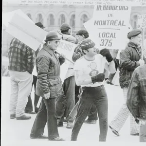 Images Dated 1975 April: 24 Apr 1975