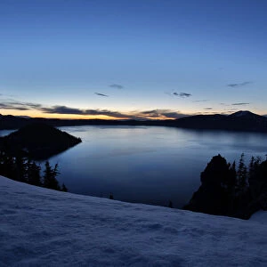 Sunrise at Crater Lake, Crater Lake National Park, Oregon, USA
