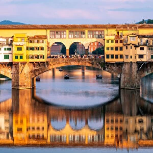 Sunset, Ponte Vecchio, River Arno, Florence, Tuscany, Italy