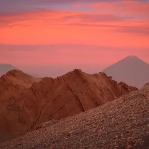 Sunset at Valle de la Luna, San Pedro de Atacama, Chile Sunset at Valle de la Luna, San Pedro de Atacama, Chile