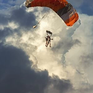 Tandem skydivers, Waldviertel, Austria