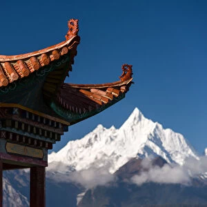 Tibetan Pavillion and Meili Xue Shan Peak