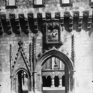 Town Hall Gateway Town Hall Gateway