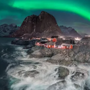 Traditional Norwegian fishing cottages, huts, Hamnoy in Lofoten in northern Norway