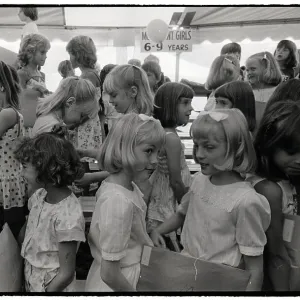 Images Dated 1985 August: 3 Aug 1985