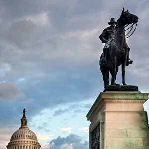 Ulysses Grant Equestrian Statue which is Civil War Memorial