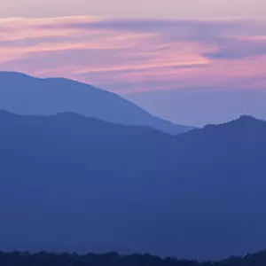 USA, Tennessee, Smoky Mountains National Park, Sunset landscape