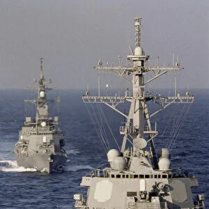 USS Benfold and JDS Kirisame