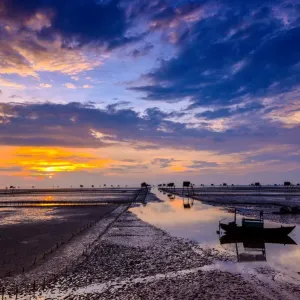 Vietnam landscape - Dong Chau - Thai Binh fullmoon Vietnam landscape - Dong Chau - Thai Binh fullmoon