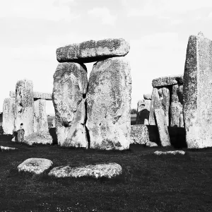 Stonehenge Print, a Prehistoric Monument in Wiltshire Stonehenge Print, a Prehistoric Monument in Wiltshire