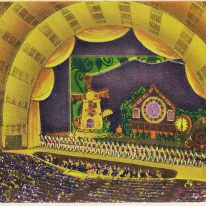 Vintage souvenir postcard, Radio City Music Hall, NYC, New York, ca 1941