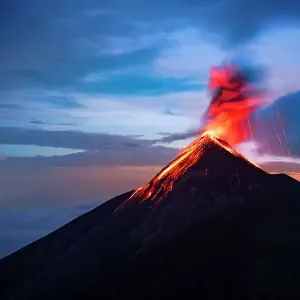 Volcan de Fuego erupting, as seen from Acatenango Volcan de Fuego erupting, as seen from Acatenango