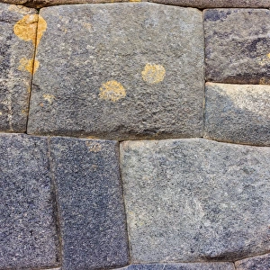 Walls, stone work at Ollantaytambo ruins, Peru