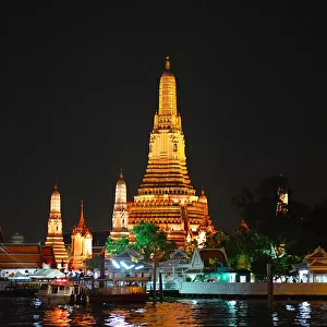 Wat Arun at Night, Bangkok
