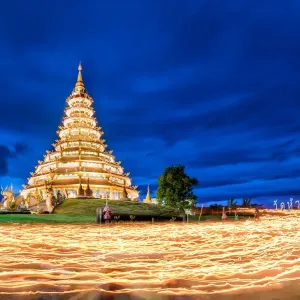 Wat Huay Pla Kang Temple Print - A 9-stories chedi style temple in Thailand Wat Huay Pla Kang Temple Print - A 9-stories chedi style temple in Thailand