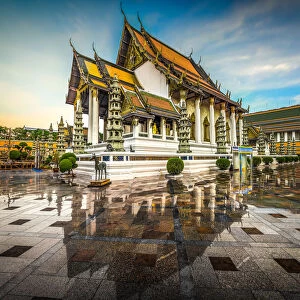 Wat Suthat Thepwararam (Bangkok, Thailand)