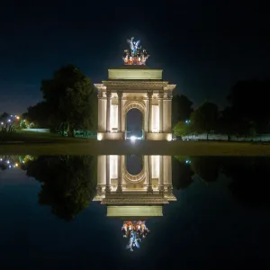 Wellington Arch Reflection Wellington Arch Reflection