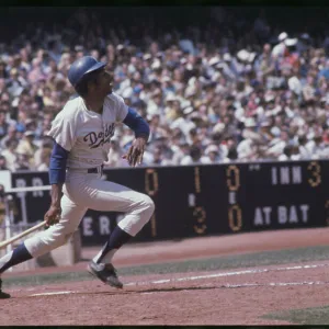 Images Dated 1971 September: 30 Sep 1971