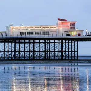 Worthing Pier, England Worthing Pier, England