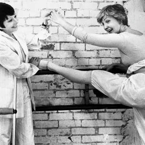 Zizi Jeanmaire & Joanne Woodward At The Lichine Ballet Academy Zizi Jeanmaire & Joanne Woodward At The Lichine Ballet Academy