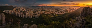 Images Dated 20th August 2011: 180 degree panorama of Hong Kong island